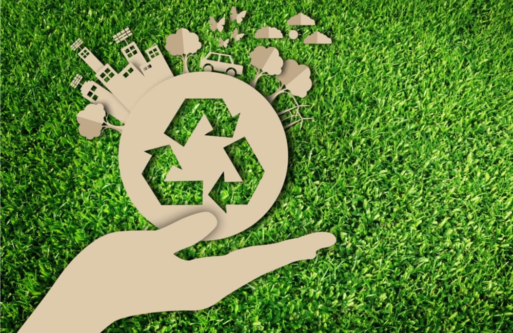 La economía circular tiene como objetivo reutilizar y dar una nueva vida a las materias primas y productos.