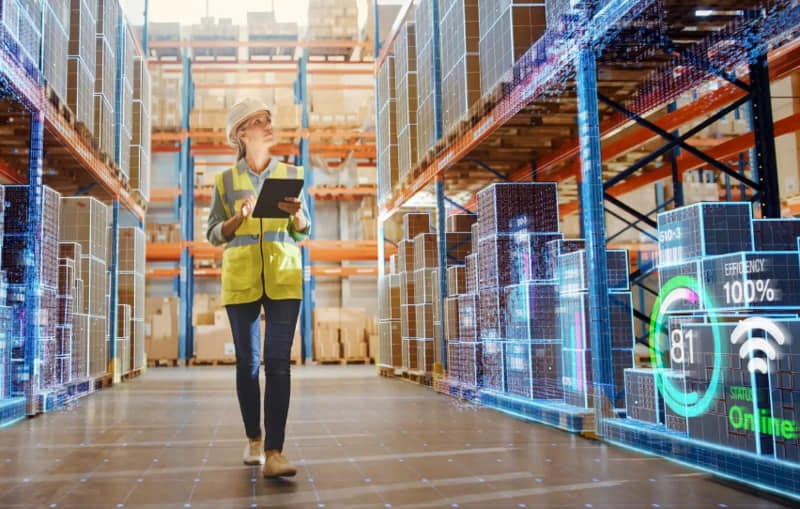 a aplicación de la inteligencia artificial repercute en toda la cadena de valor de una empresa, especialmente en la gestión de la cadena de suministro, y mejora significativamente el proceso de toma de decisiones.