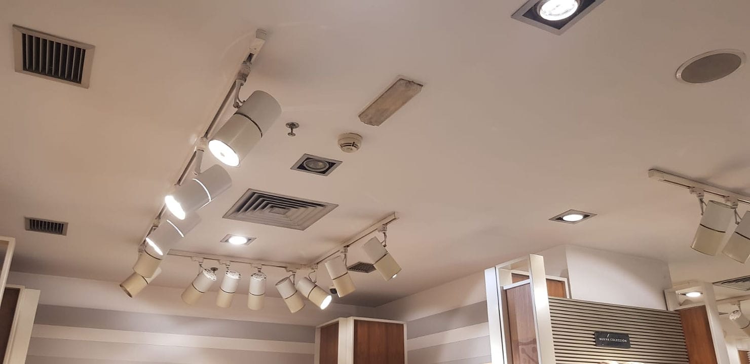 Store lights