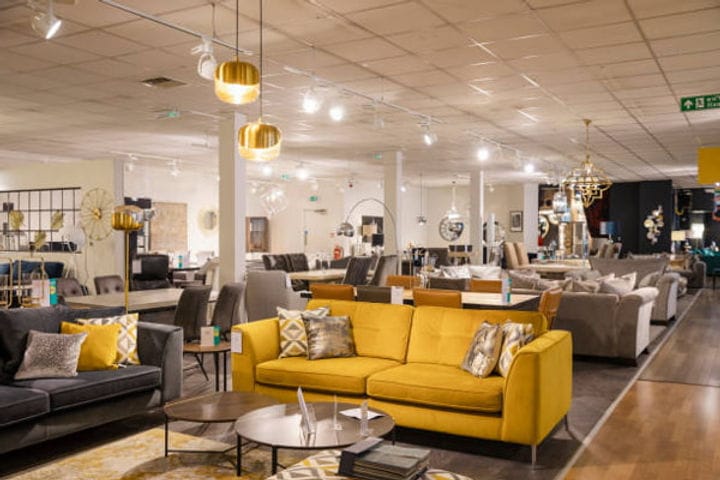 In modern furniture, the emphasis on visual cleanliness also extends to chromatic research.